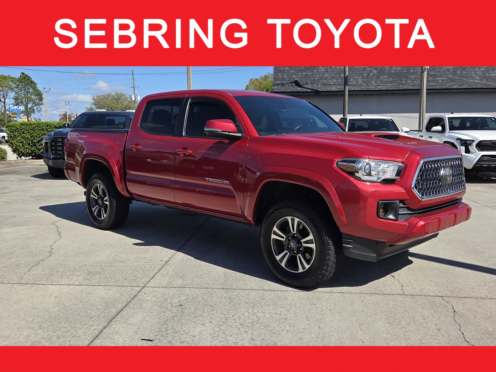 Used 2018 Toyota Tacoma TRD Sport image 1