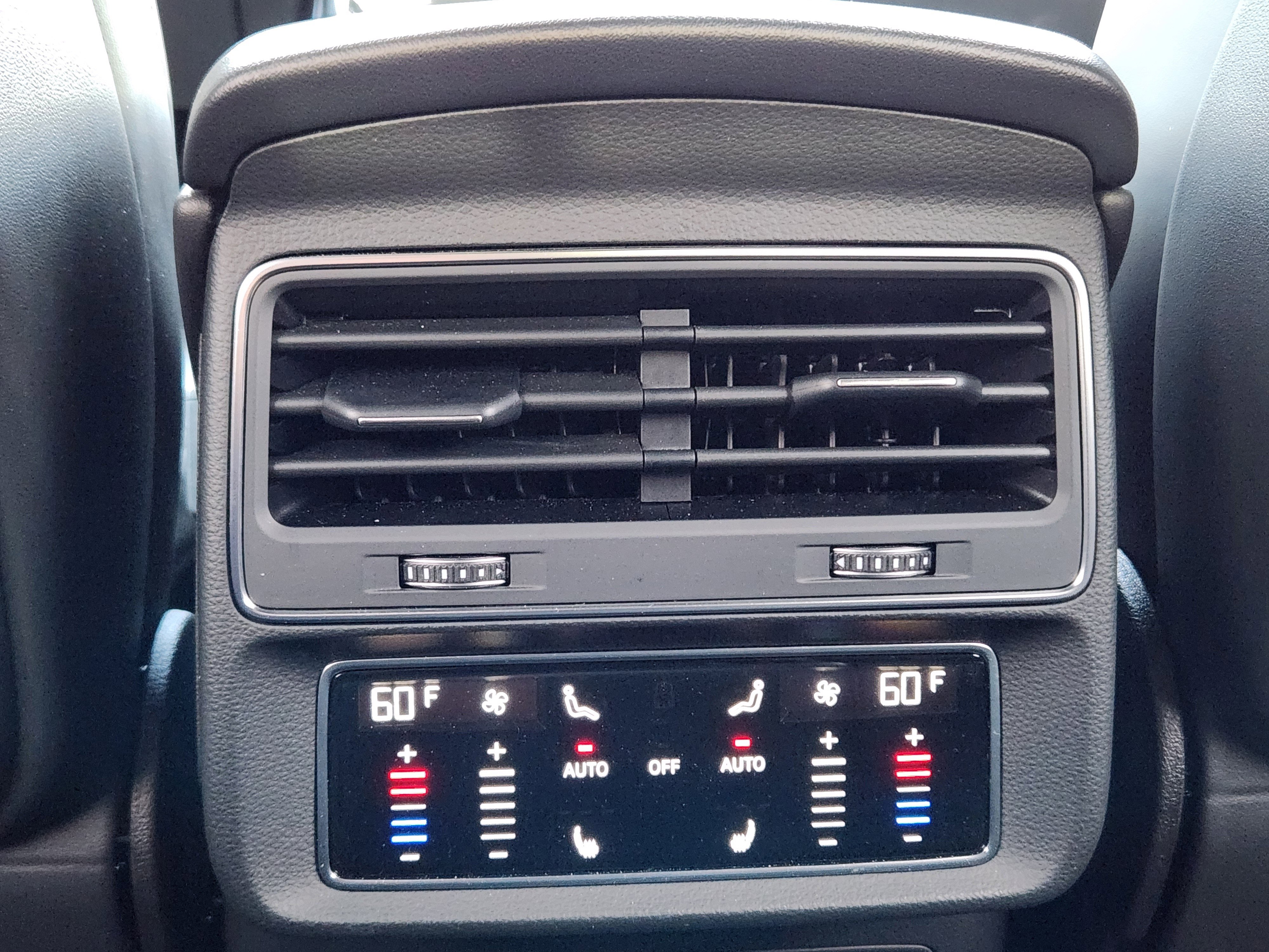 Used 2022 Audi Q8 Prestige image 20