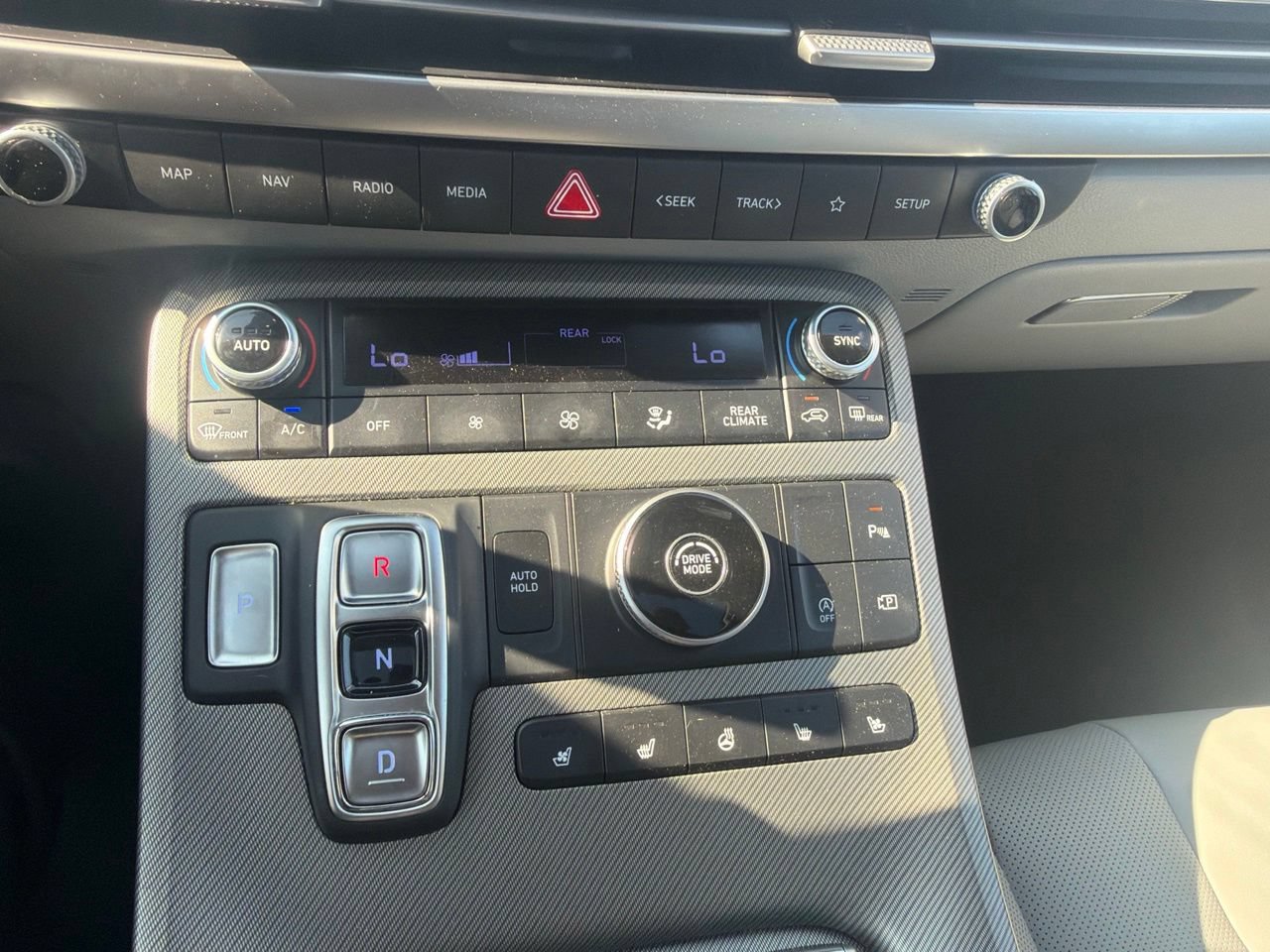 Used 2024 Hyundai Palisade SEL w/ Premium Package FWD image 24