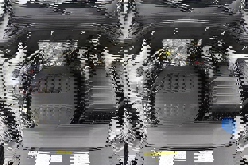 Used 2025 Volkswagen Atlas Peak Edition SE image 32