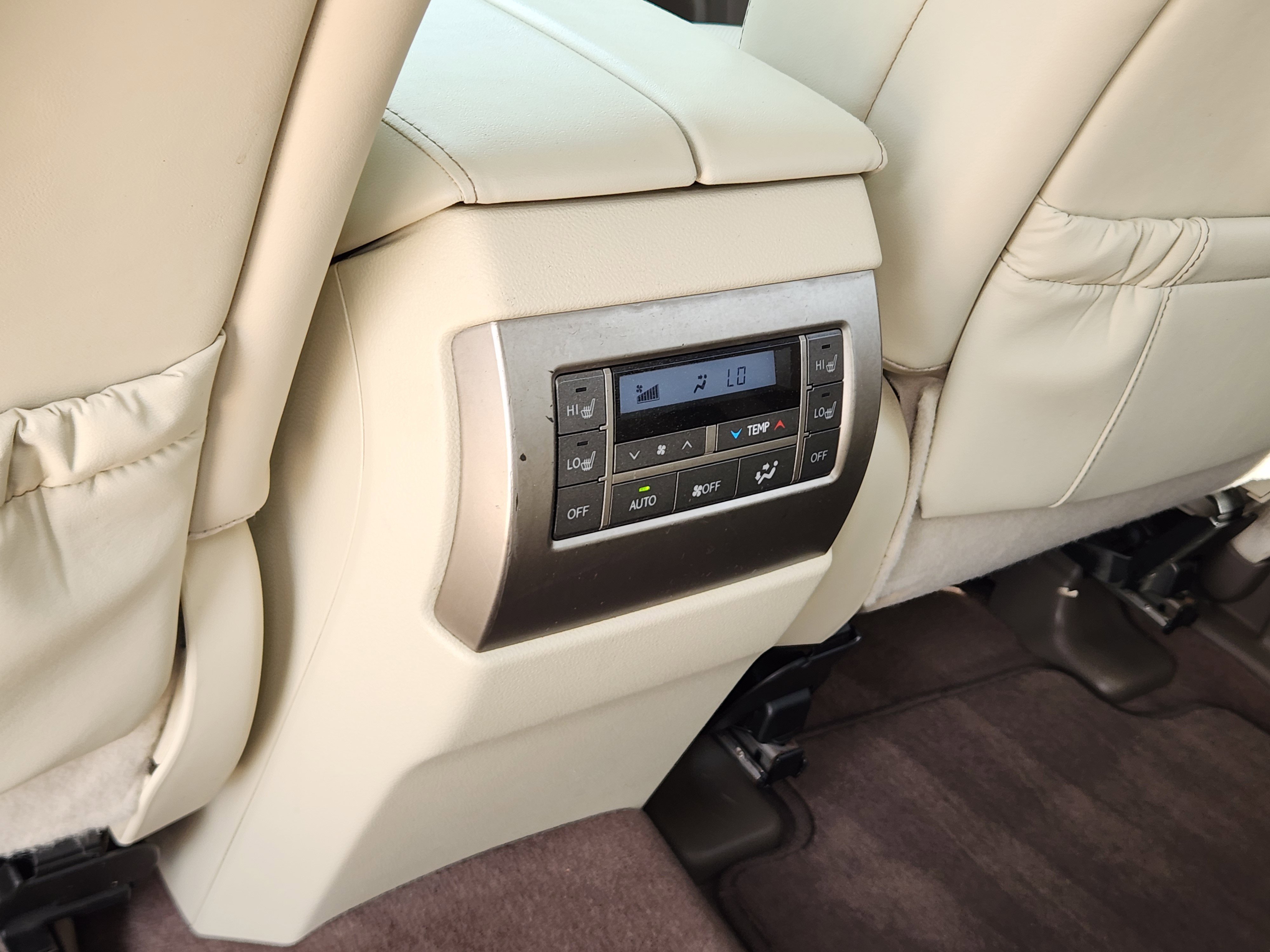 Used 2017 Lexus GX 460 Premium AWD/4WD image 6