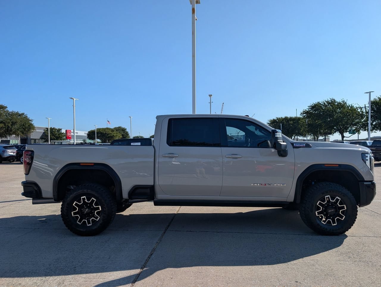 Used 2026 GMC Sierra 2500 AT4X AWD/4WD image 3