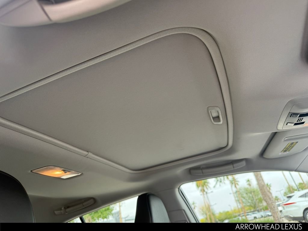 Used 2013 Lexus CT 200h w/ Premium Pkg image 29