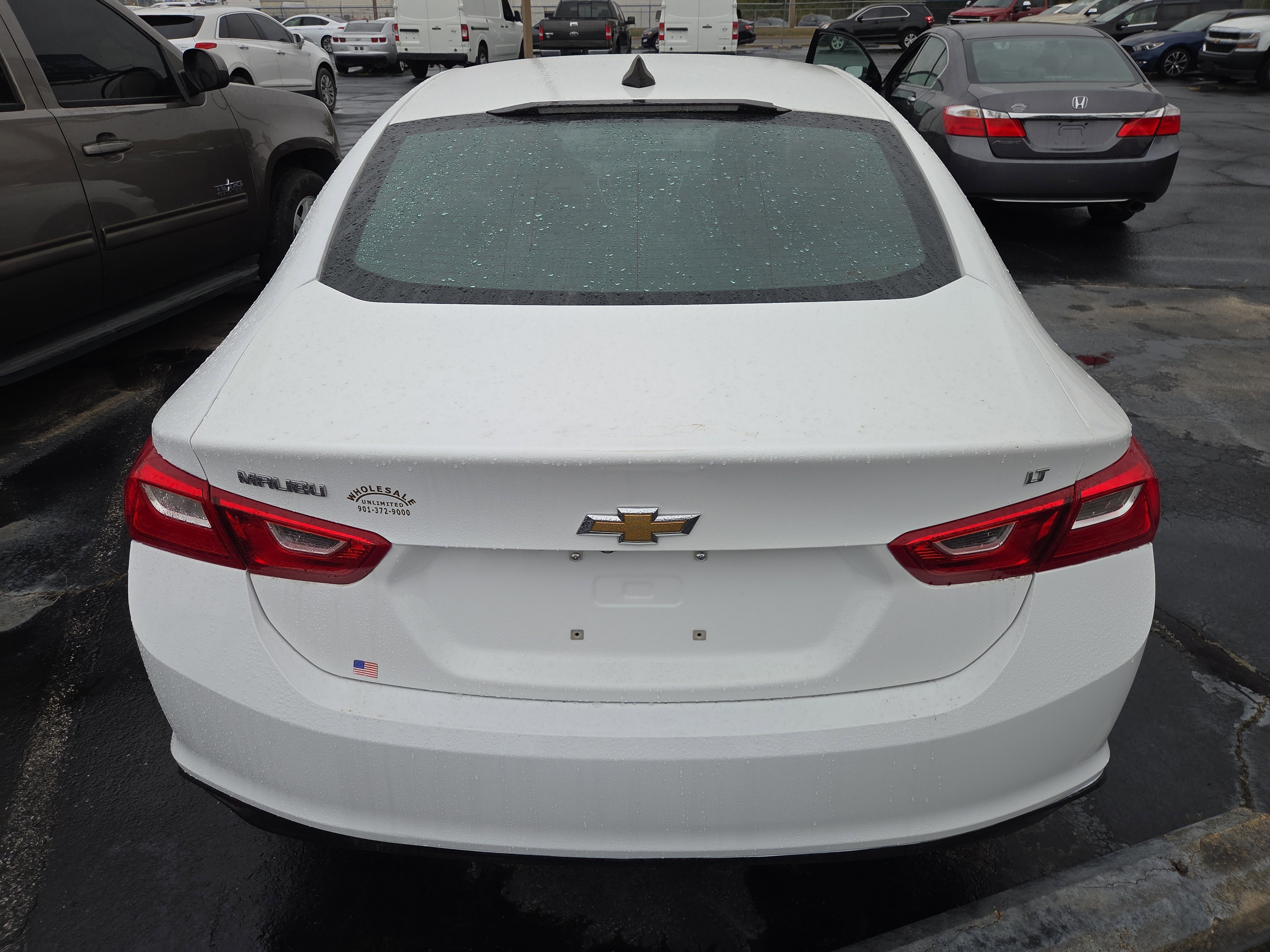 Used 2018 Chevrolet Malibu LS FWD image 4