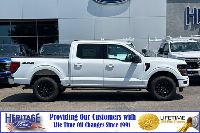 New 2026 Ford F150 XLT w/ XLT Black Appearance Package AWD/4WD image 3