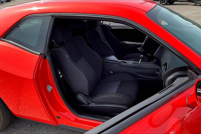 Used 2022 Dodge Challenger R/T w/ Blacktop Package image 26