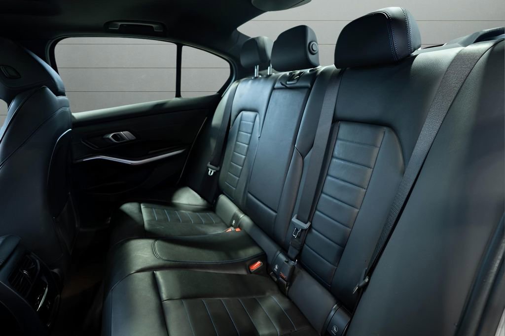 Used 2021 BMW M340i xDrive w/ Premium Package image 18