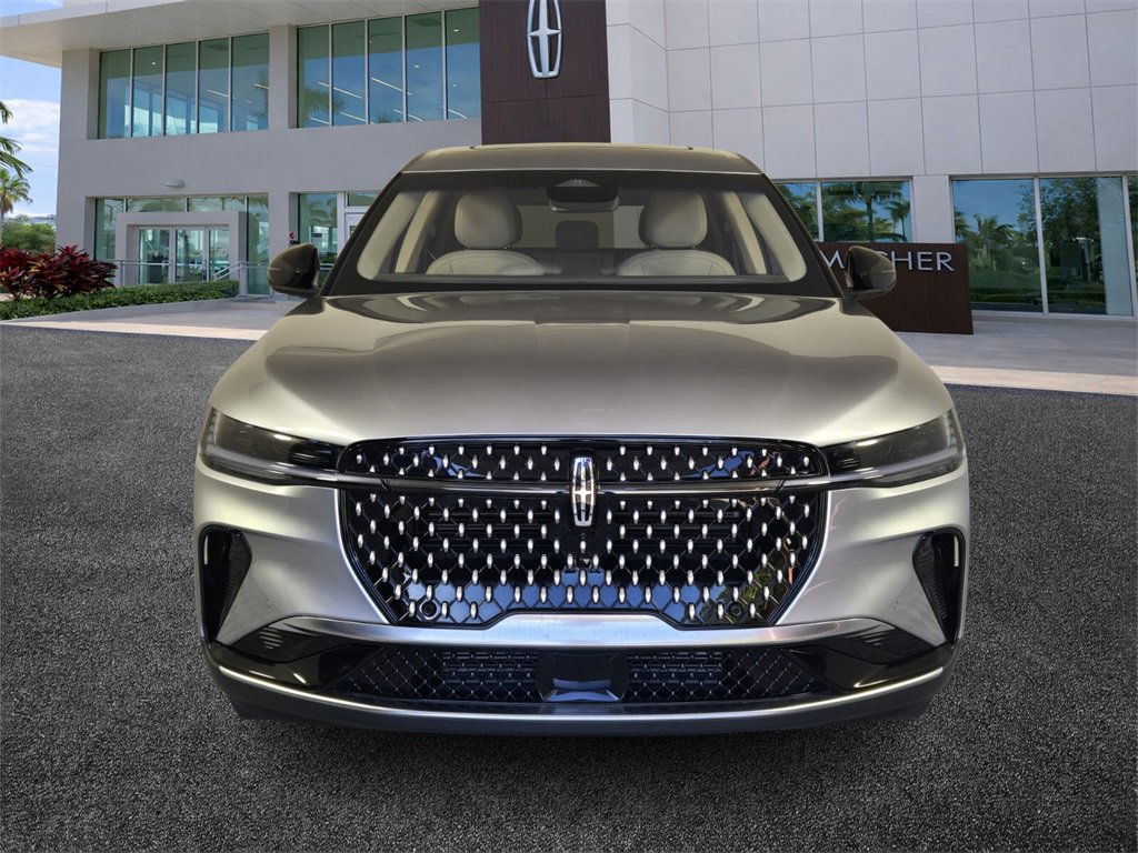 Used 2024 Lincoln Nautilus Premier w/ Equipment Group 102A image 2