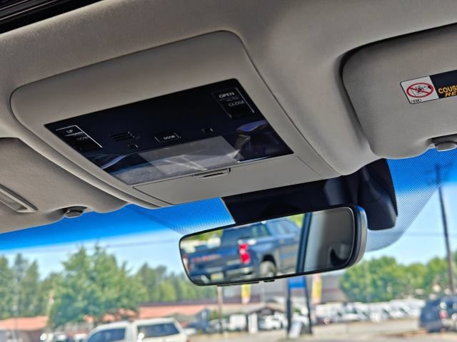 Used 2018 Lexus LX 570 4WD image 28