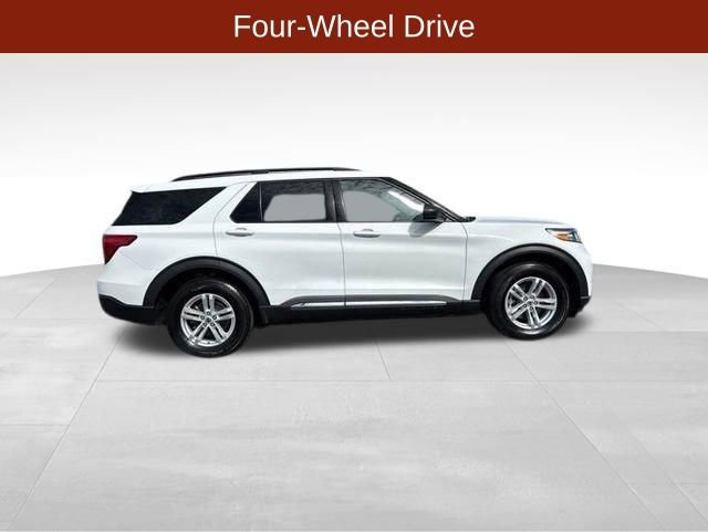 Used 2022 Ford Explorer XLT AWD/4WD image 8
