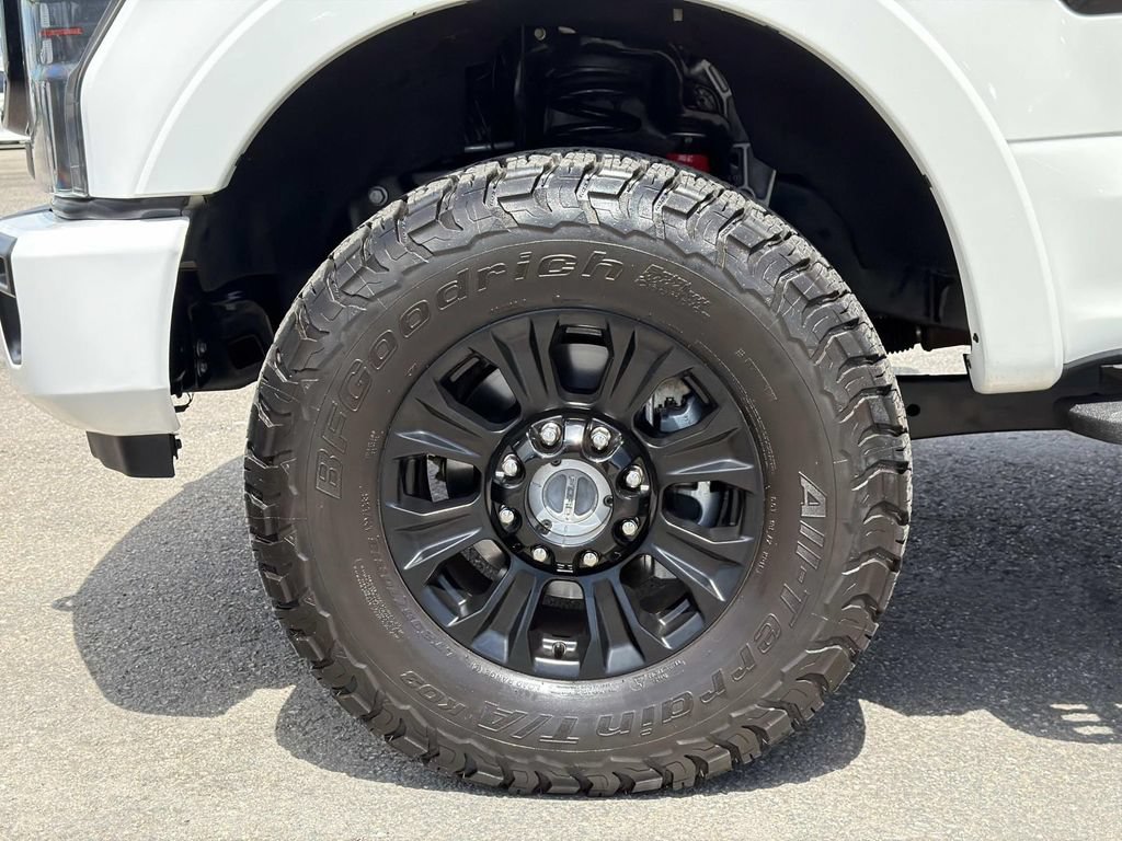 Used 2020 Ford F350 Lariat AWD/4WD image 27