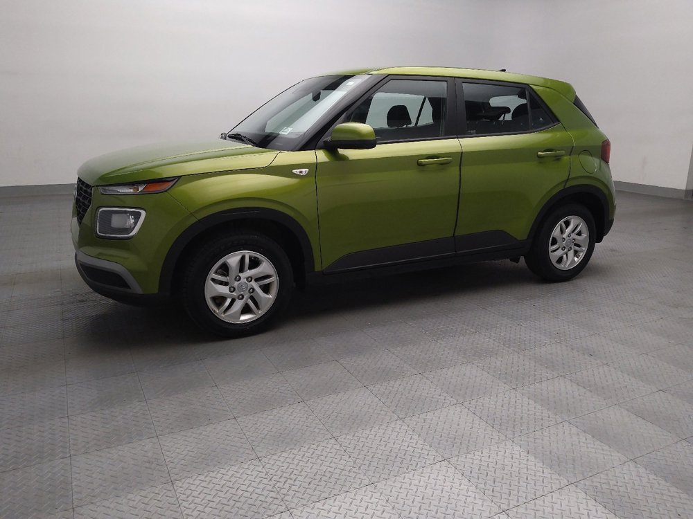 Used 2022 Hyundai Venue SE image 2