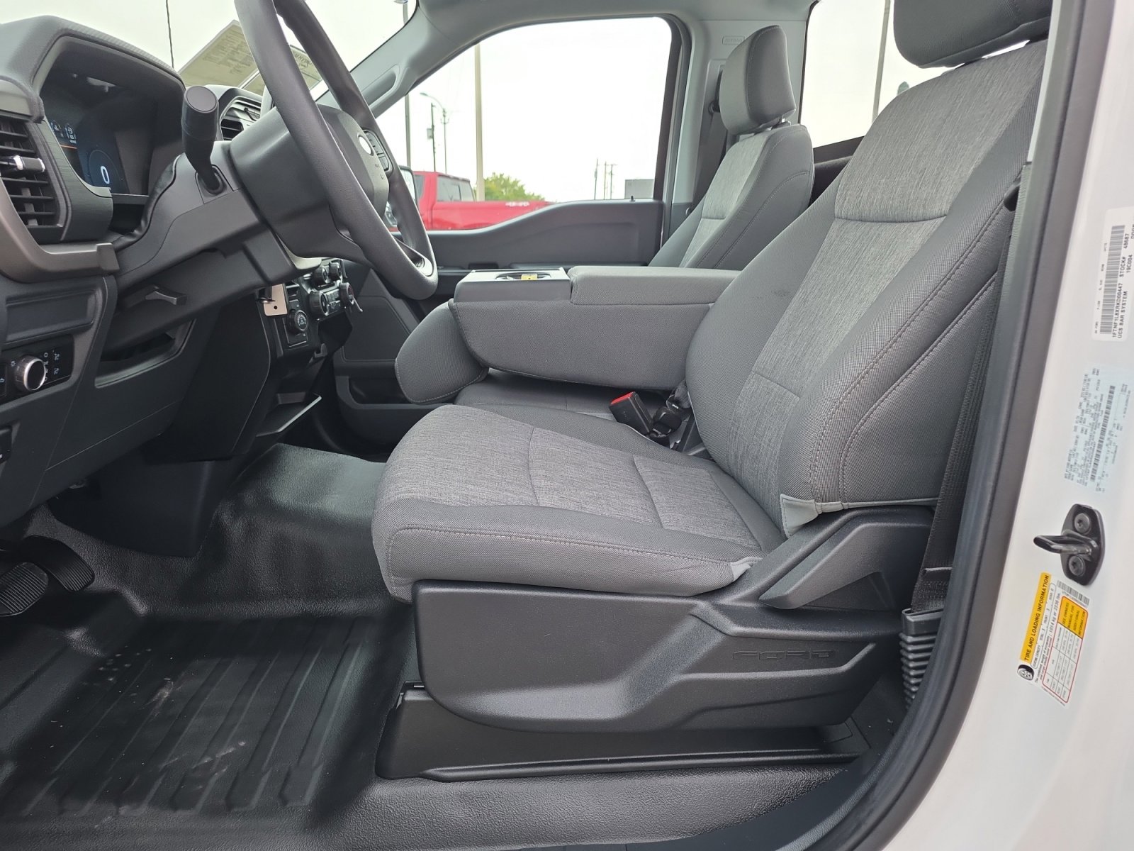 Used 2024 Ford F150 XL image 12