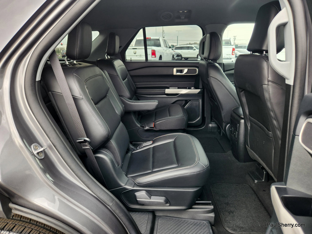 Used 2024 Ford Explorer XLT w/ Equipment Group 202A image 47