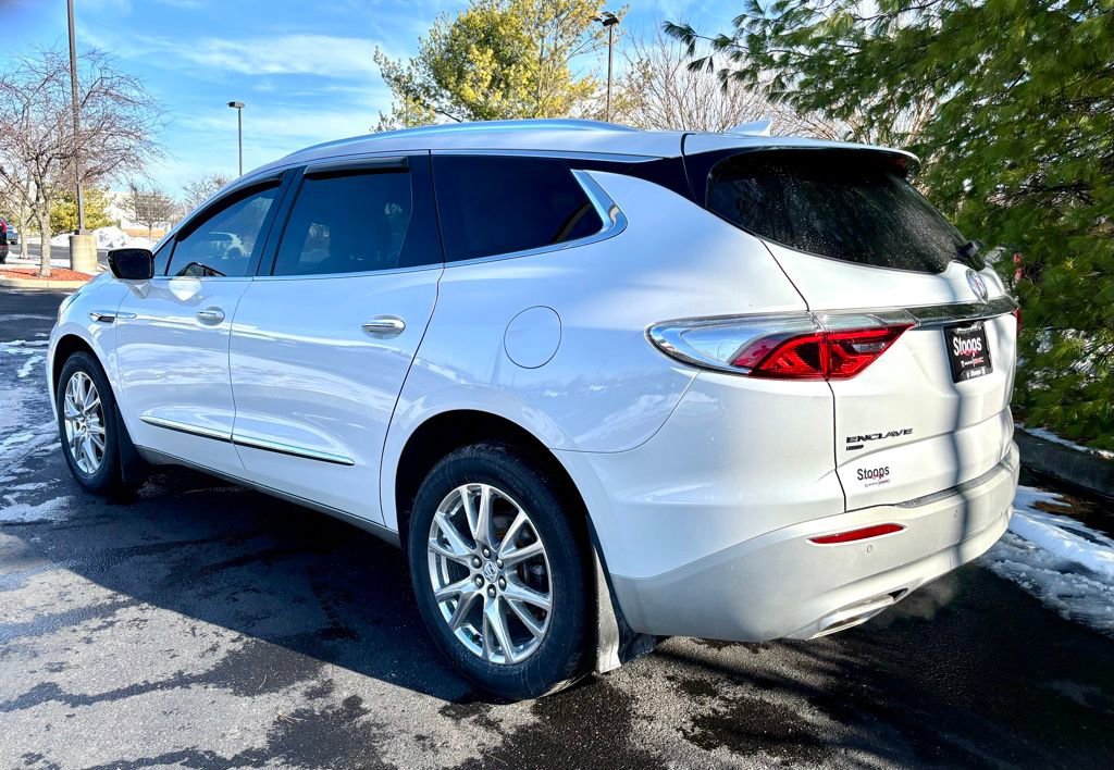 Used 2023 Buick Enclave Premium w/ Experience Buick Package image 5