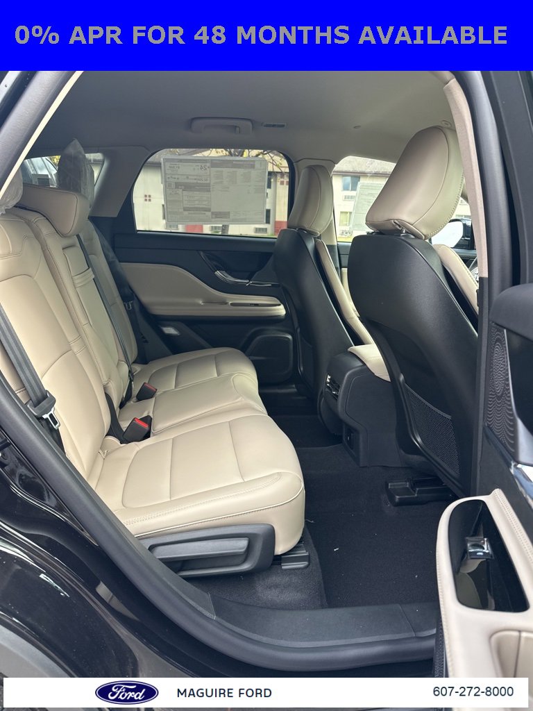 New 2025 Lincoln Corsair AWD image 12