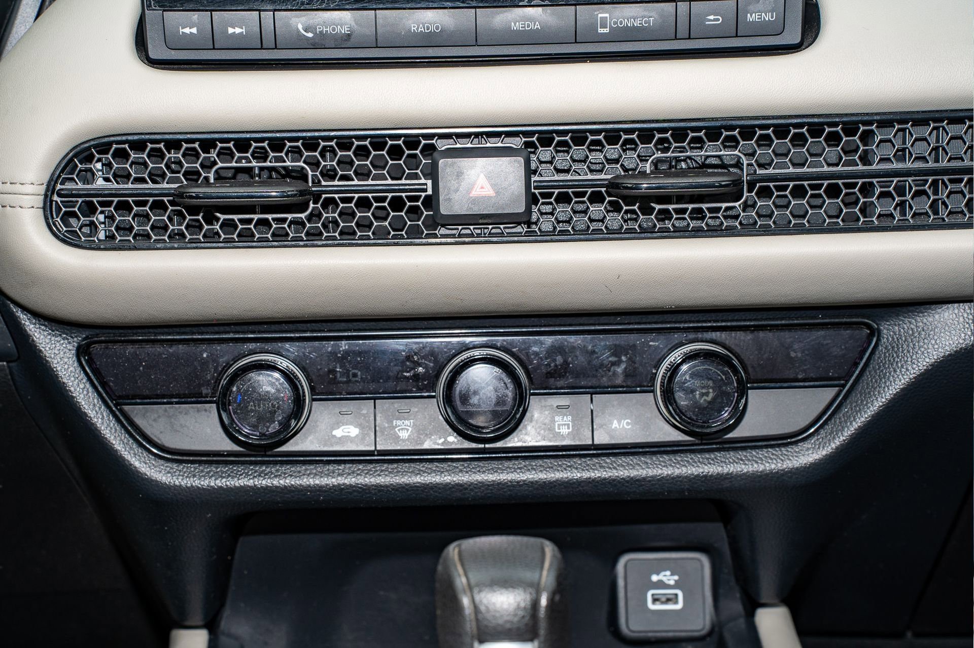 Used 2023 Honda HR-V LX image 22