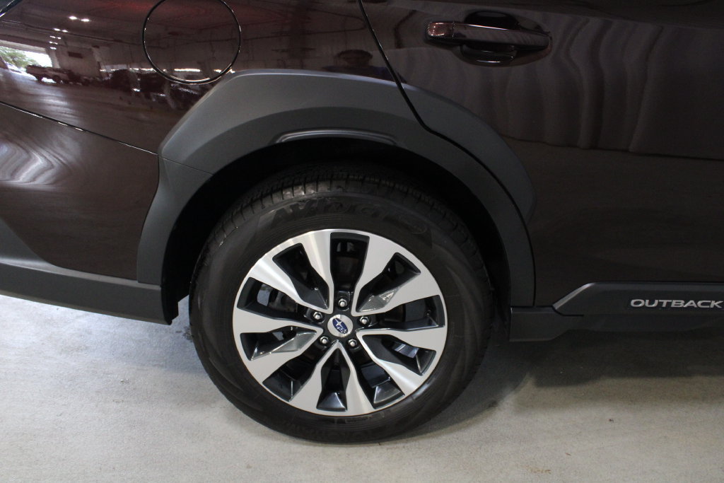 Used 2024 Subaru Outback Limited AWD/4WD image 28