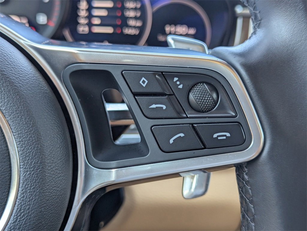 Used 2019 Porsche Panamera 4 image 21