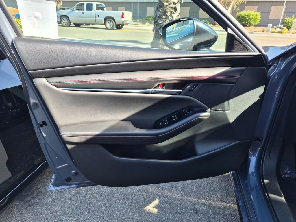 Used 2024 MAZDA MAZDA3 s AWD/4WD image 8