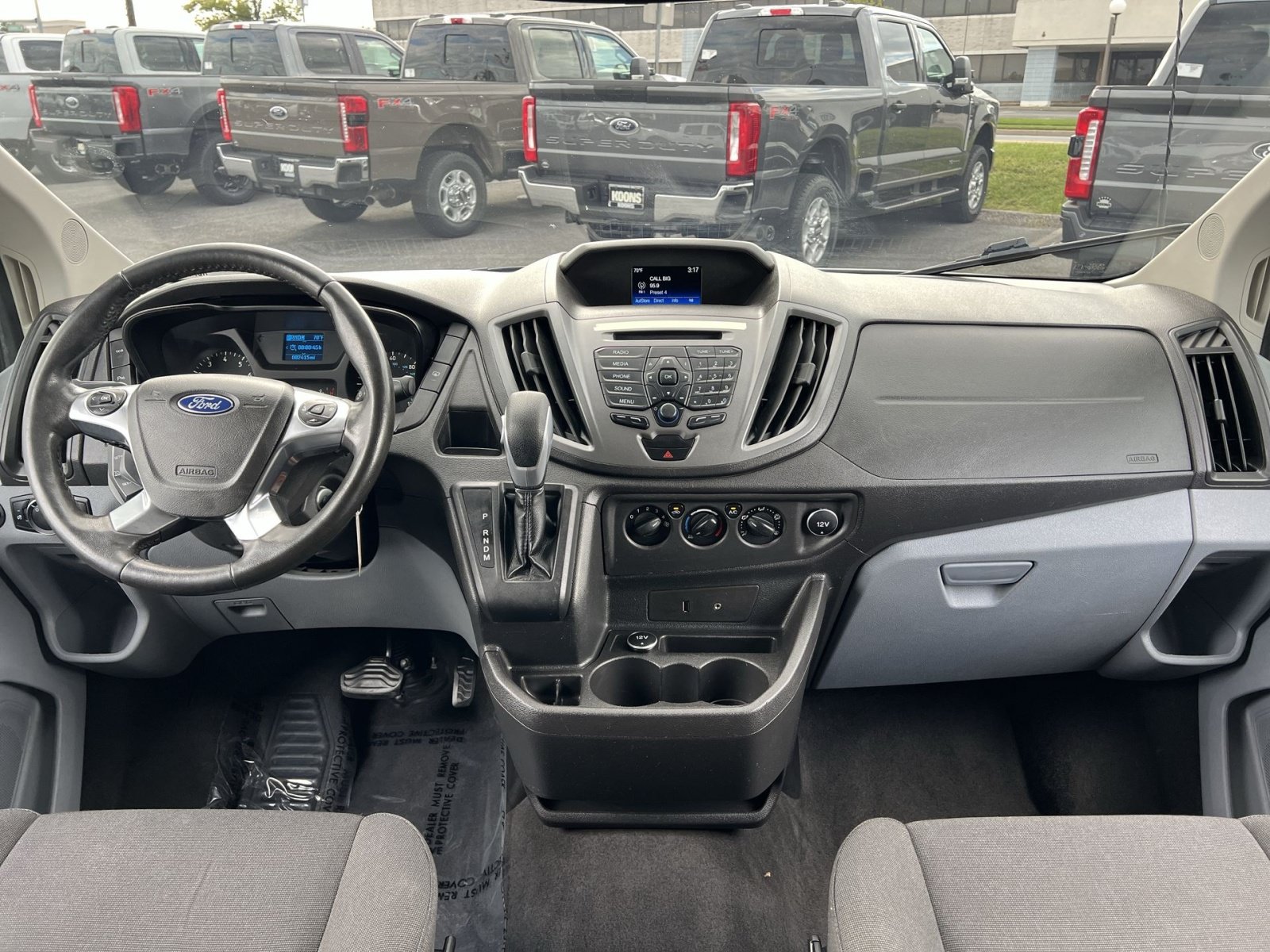 Used 2016 Ford Transit 150 XL RWD image 22