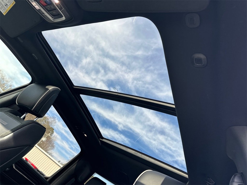 Used 2025 RAM 1500 Laramie w/ Sport Appearance Package image 32