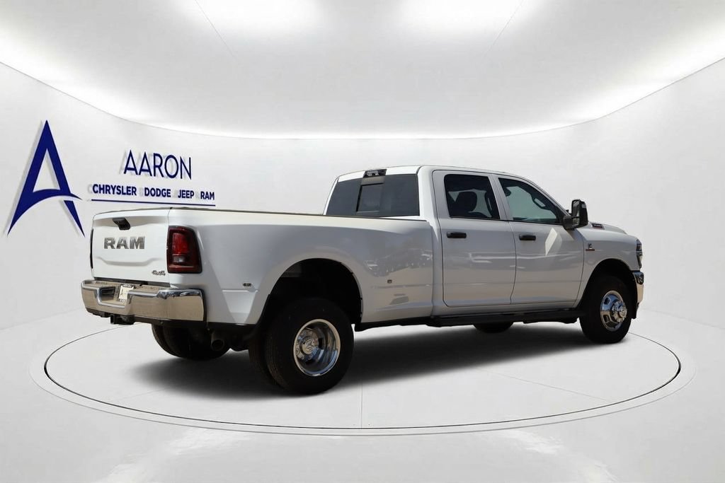 New 2026 RAM 3500 Tradesman AWD/4WD image 4