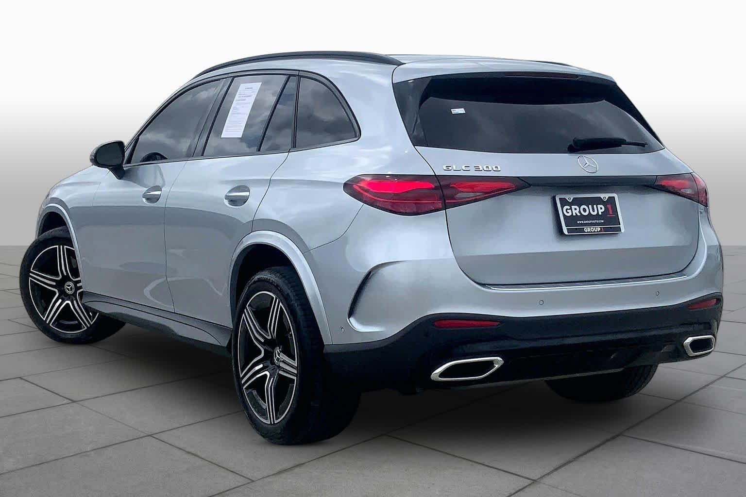 Used 2025 Mercedes-Benz GLC 300 image 11