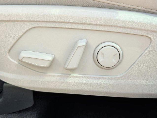 New 2026 Kia Sorento S FWD image 21