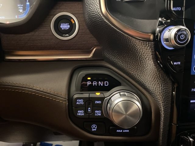 New 2026 RAM 1500 Limited AWD/4WD image 15