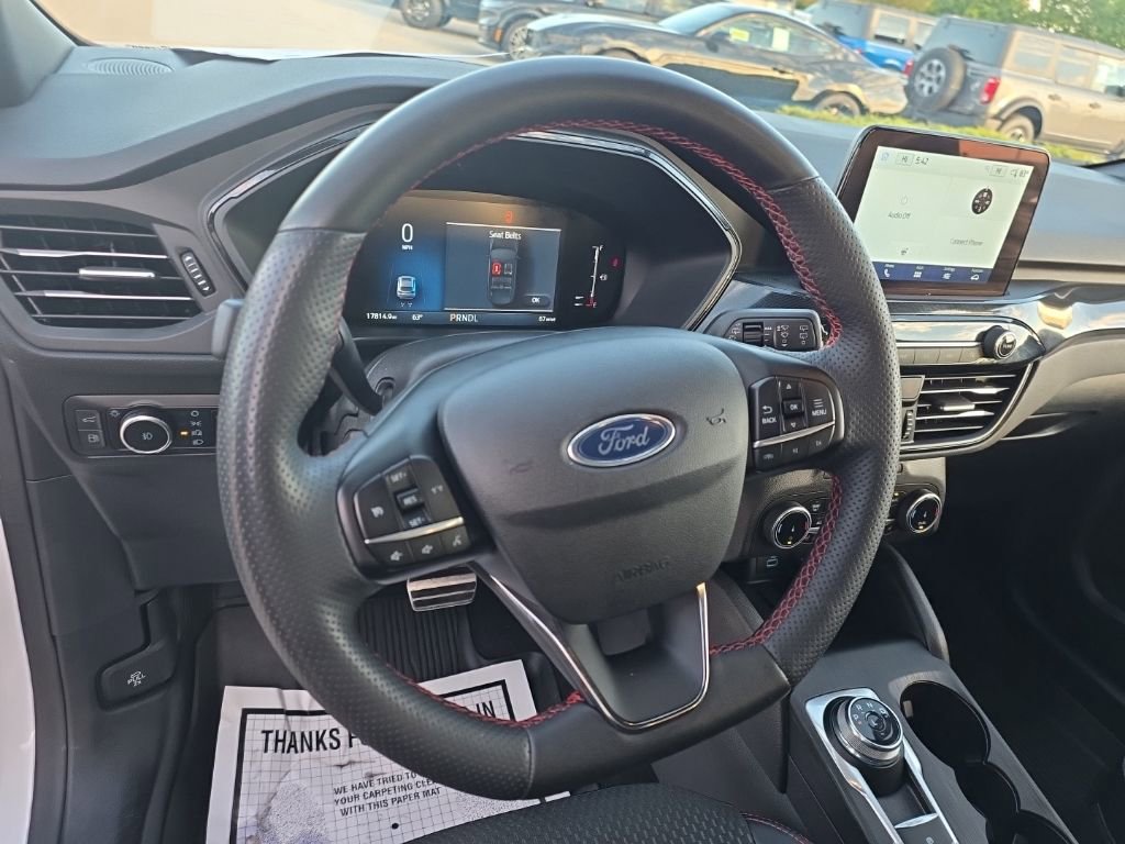 Used 2023 Ford Escape ST-Line Select image 28