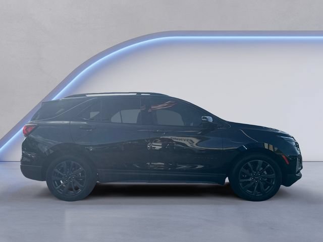 Used 2022 Chevrolet Equinox RS w/ RS Leather Package FWD image 4