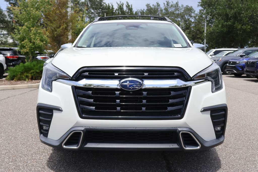 Used 2023 Subaru Ascent Touring AWD/4WD image 3