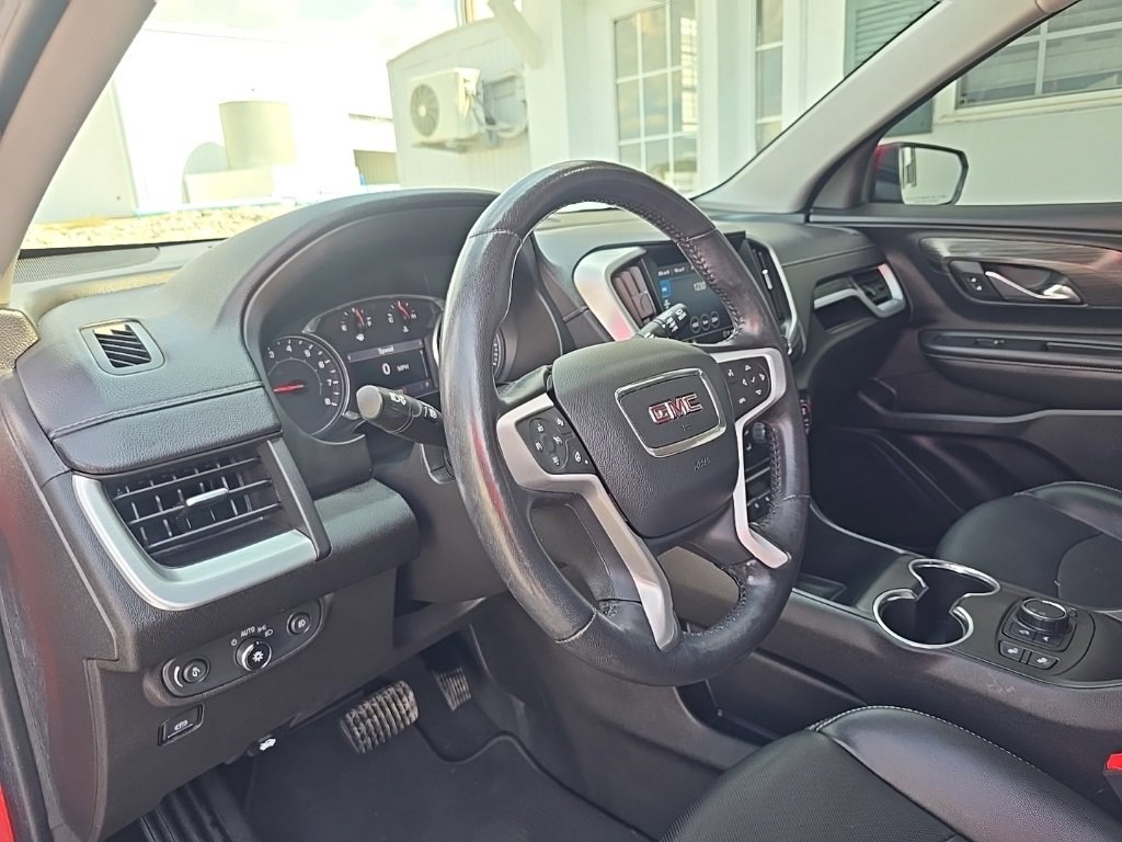 Used 2022 GMC Terrain SLT image 11