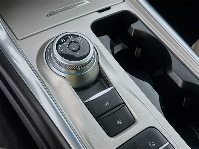 Used 2024 Ford Explorer XLT w/ Equipment Group 202A image 16