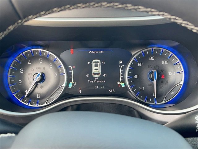 New 2026 Chrysler Pacifica Select image 17