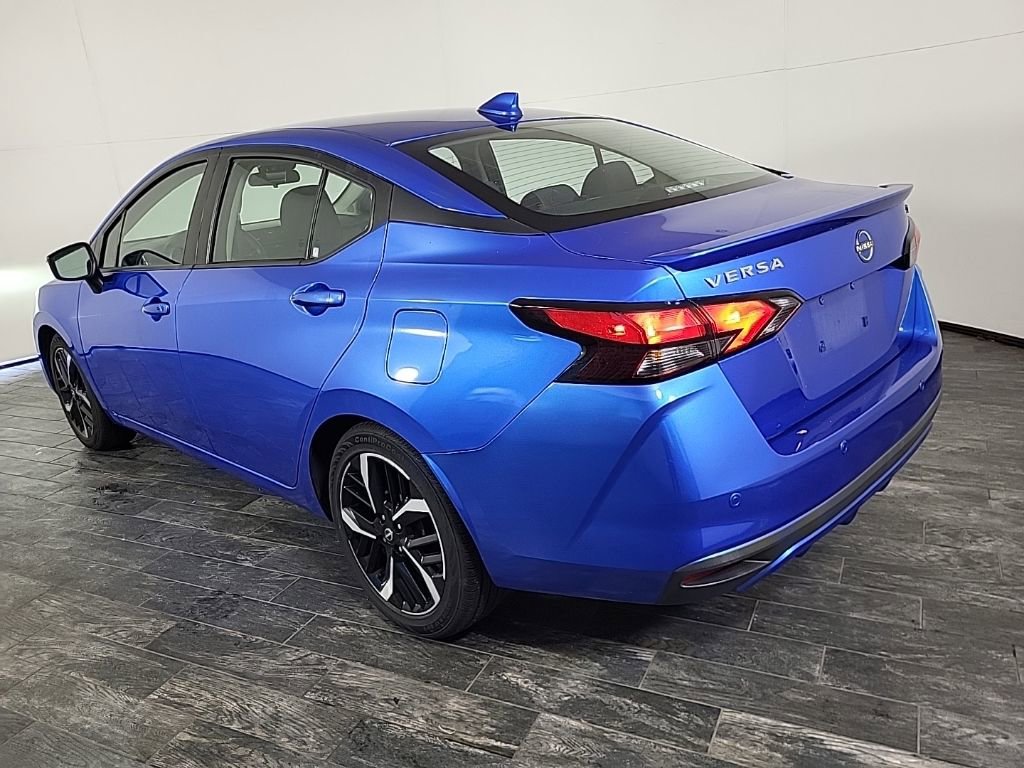 Used 2024 Nissan Versa SR image 10