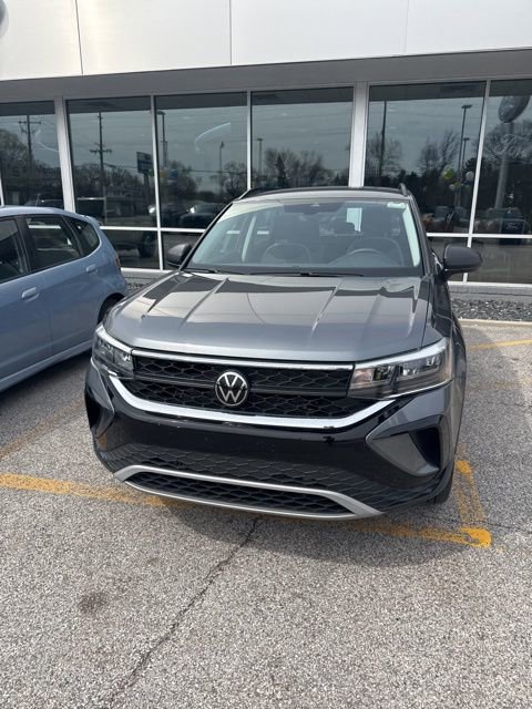 Used 2024 Volkswagen Taos S AWD/4WD image 2