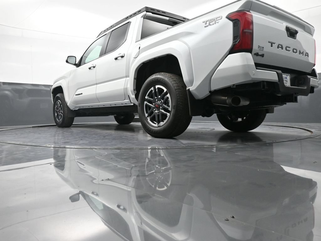New 2024 Toyota Tacoma TRD Sport w/ TRD Sport Upgrade Package AWD/4WD image 29