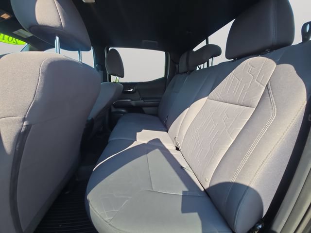 Used 2019 Toyota Tacoma TRD Sport AWD/4WD image 12