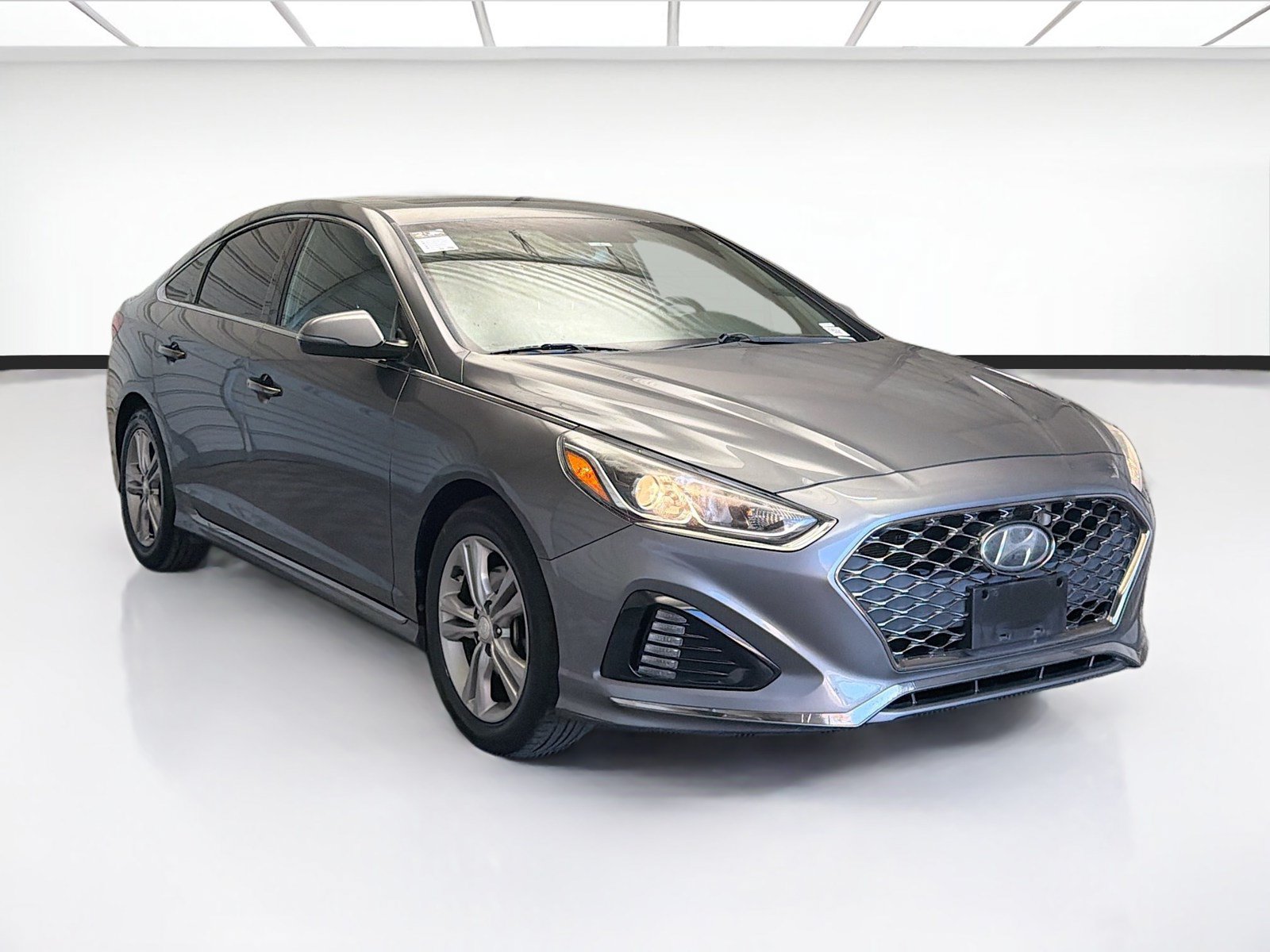 Used 2018 Hyundai Sonata Sport FWD image 3