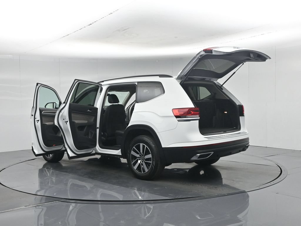 Used 2023 Volkswagen Atlas SE AWD/4WD image 40