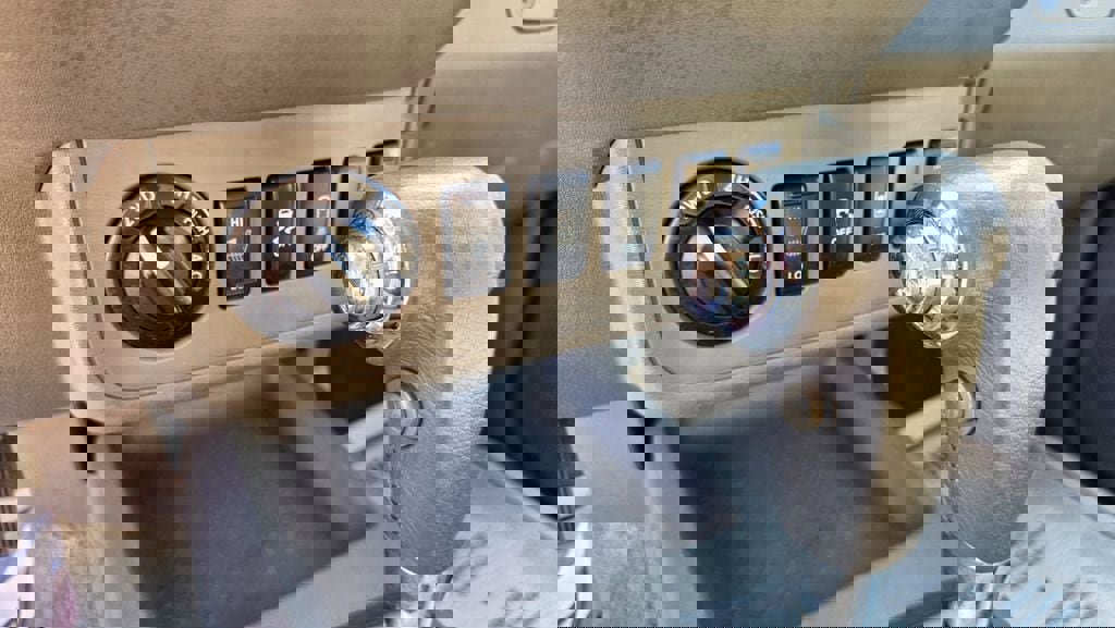 Used 2016 Nissan Frontier SV w/ SV Value Truck Package image 35