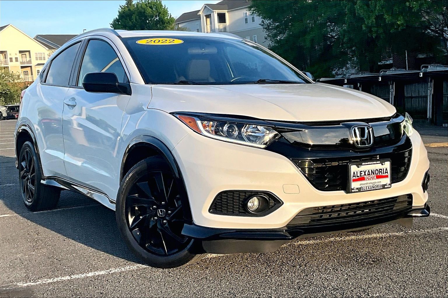 Used 2022 Honda HR-V Sport image 2