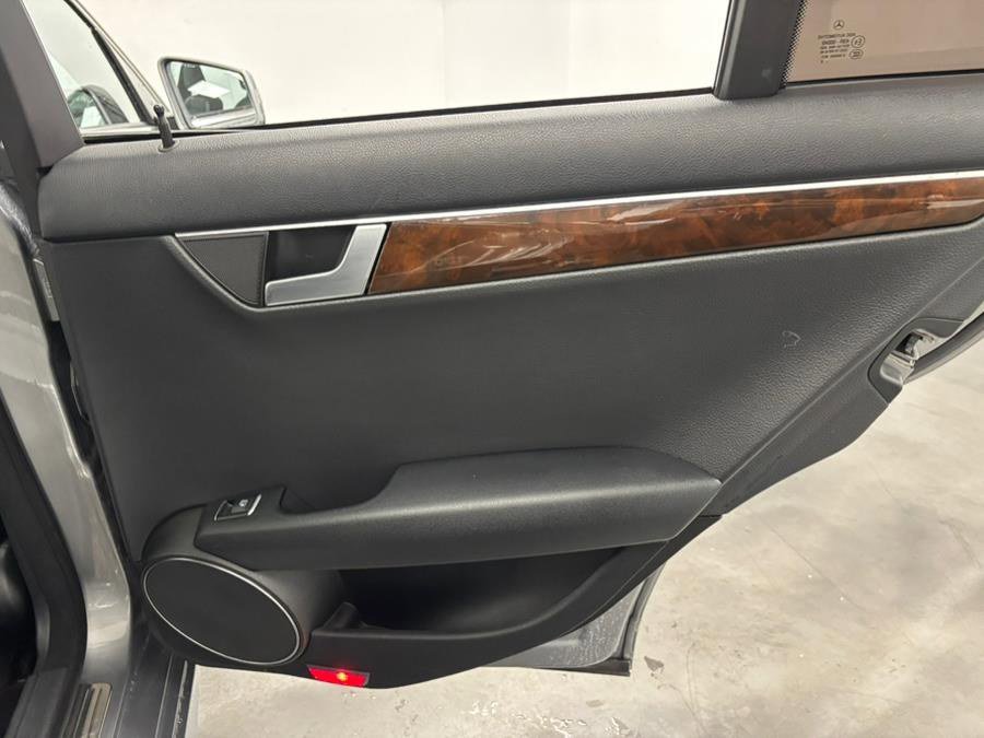 Used 2013 Mercedes-Benz C 300 Sport image 29