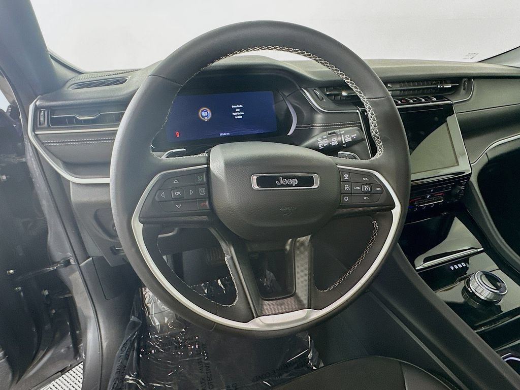 Certified 2023 Jeep Grand Cherokee Altitude AWD/4WD image 19