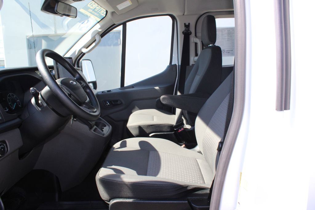 Used 2024 Ford Transit 350 XLT image 13