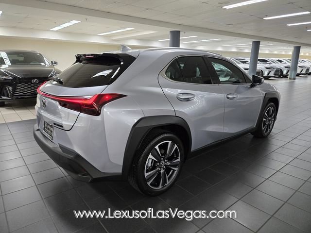 New 2026 Lexus UX 300h FWD image 4