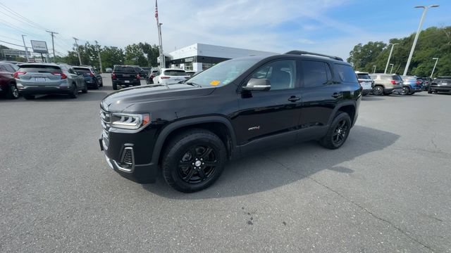 Used 2023 GMC Acadia AT4 w/ Technology Package AWD/4WD image 4