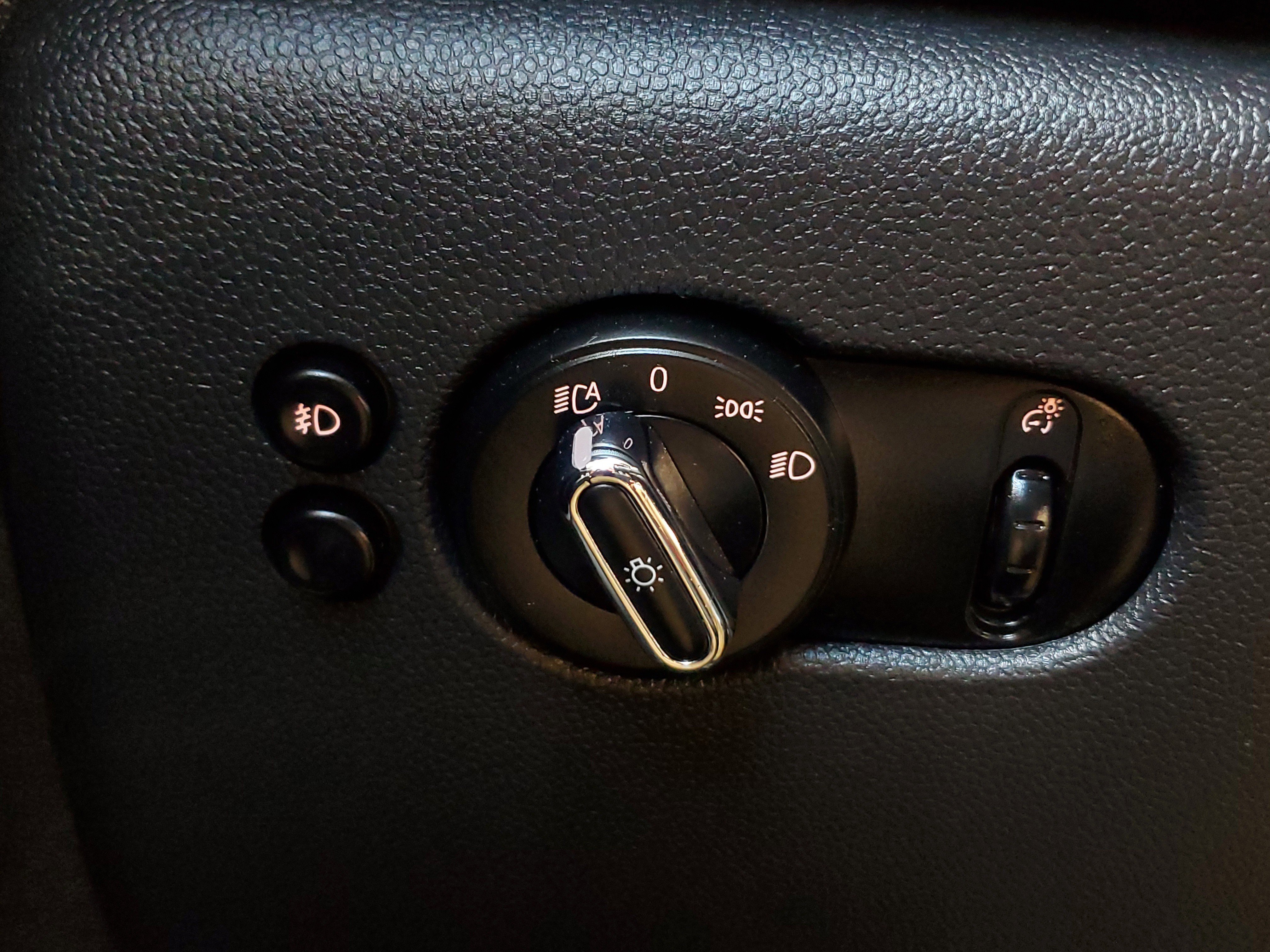 Used 2020 MINI Cooper S image 29